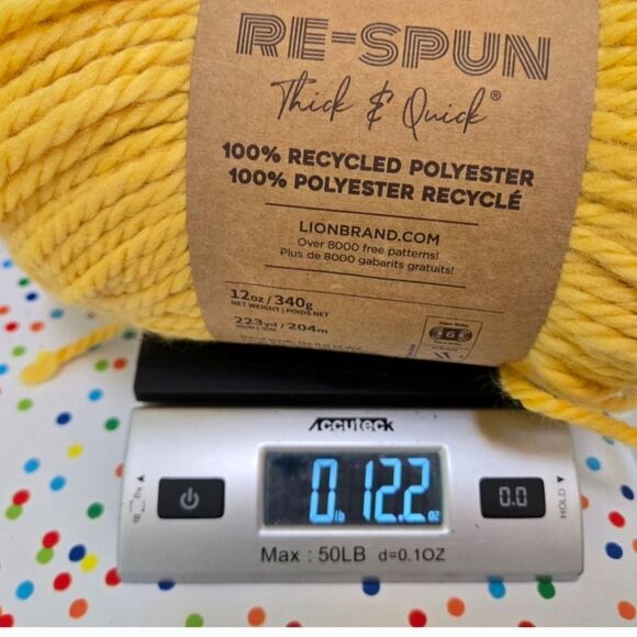 LION BRAND YARNS RE-SPUN QUICK N THICK YARN Sunshine Yellow - Picture 6 of 11